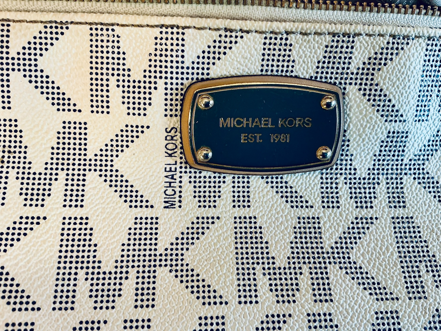 Michael Kors Large Leather Wristlet Handbag MK Logo - White