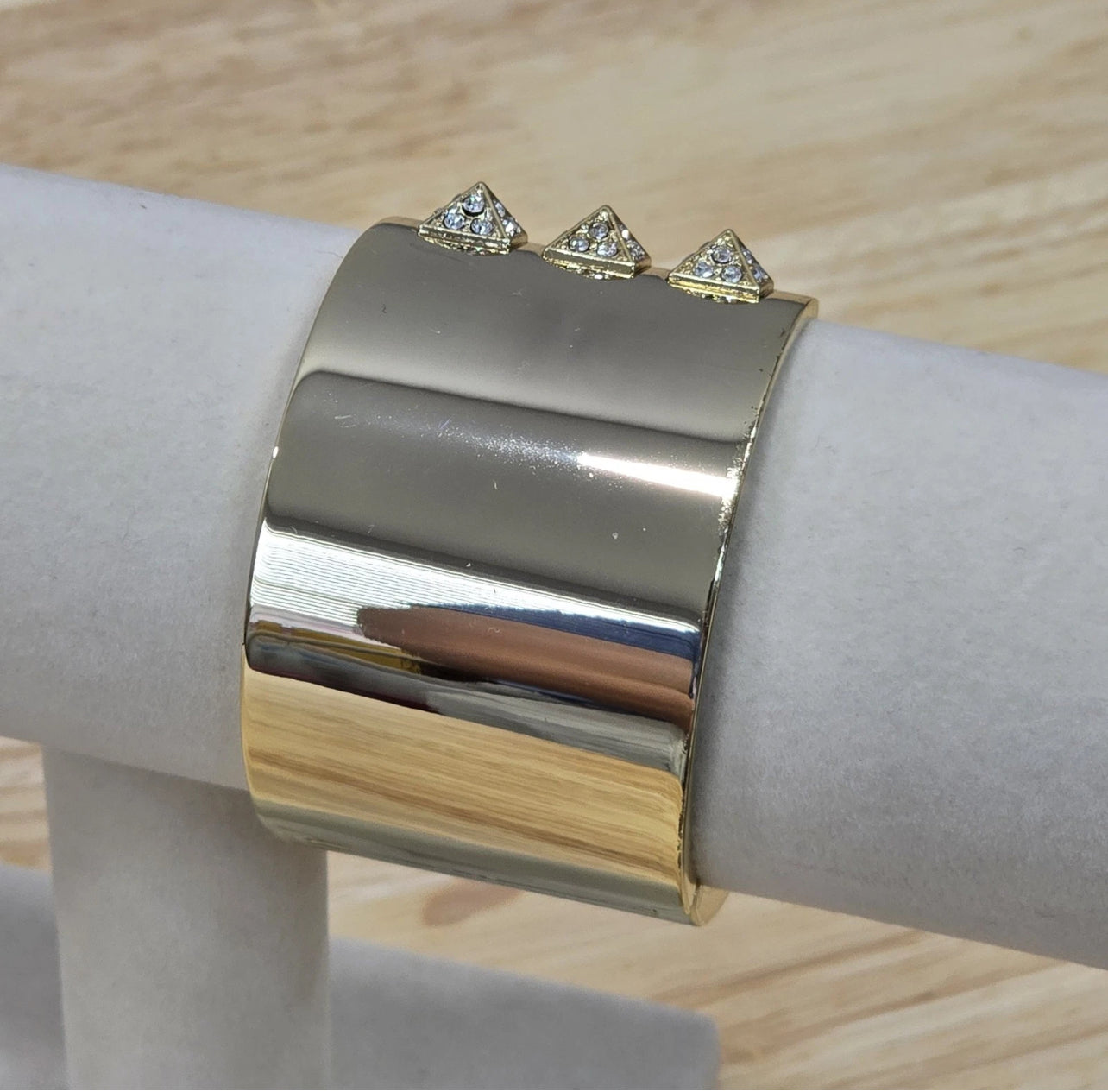 Victoria’s Secret Scandalous Hinged Gold Tone Cubic Zirconia CZ Cuff Bangle Bracelet