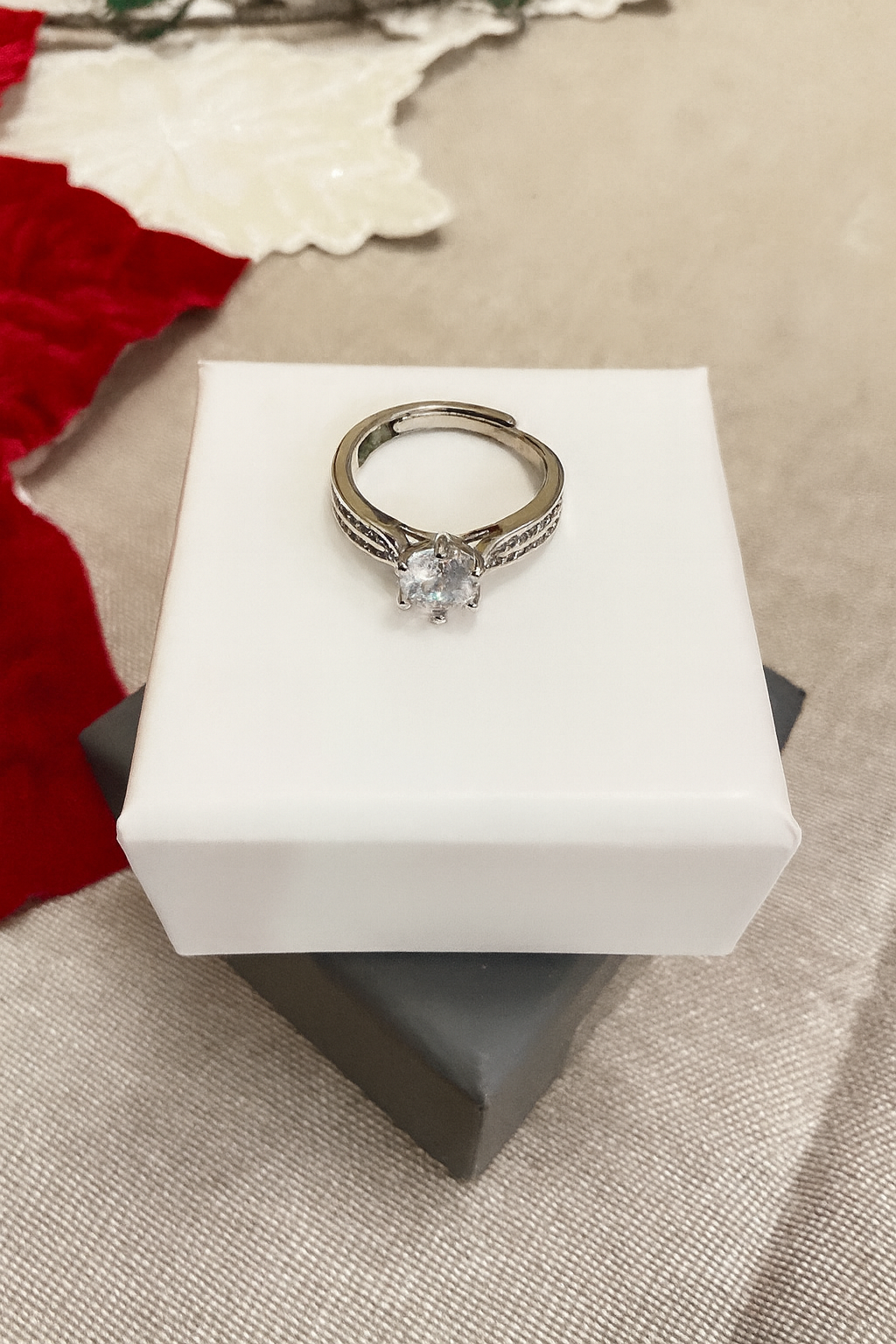 Moissanite Diamond Ring 1ct Solitaire Engagement Wedding Ring