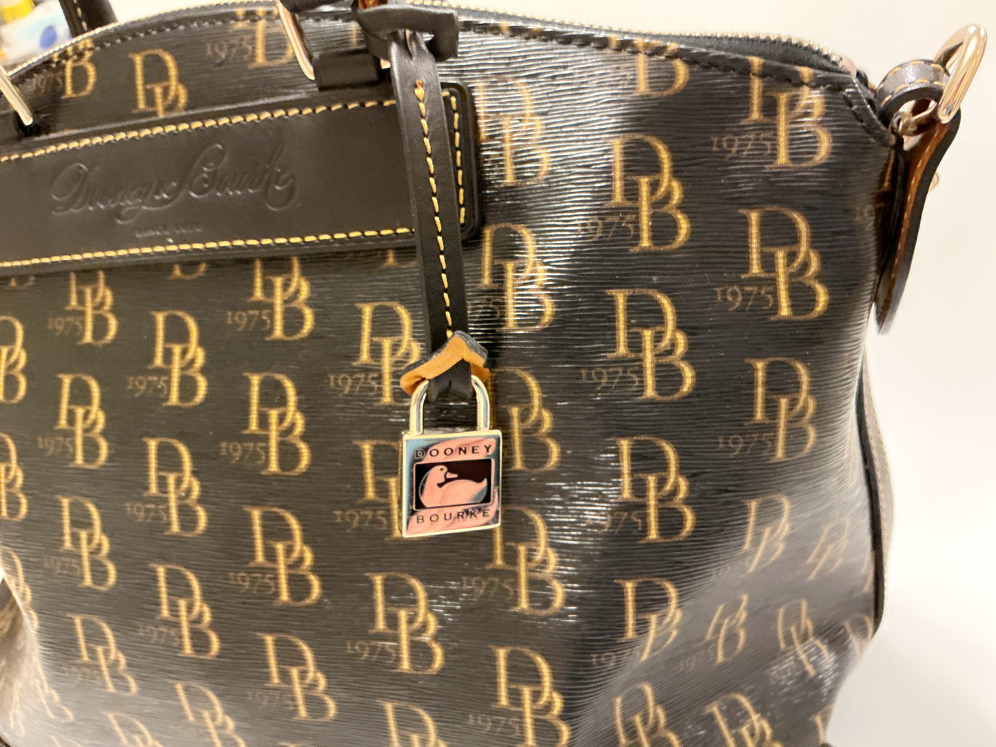 Dooney & Bourke 1975 Signature Vanessa Tote NWT, Original COA, Dust Bag Vintage