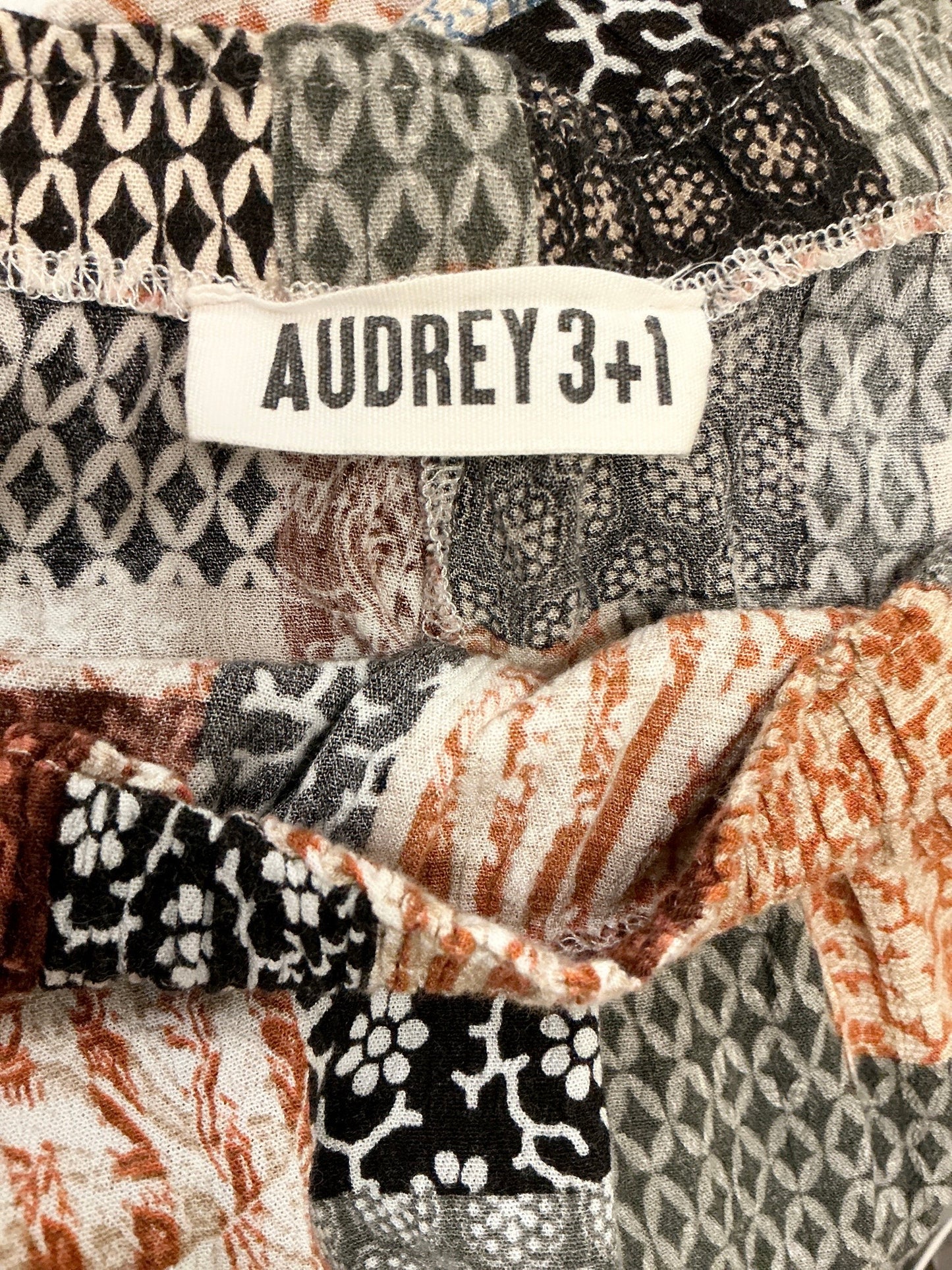 Audrey 3+1 Boho Patchwork Off-Shoulder Tunic Dress