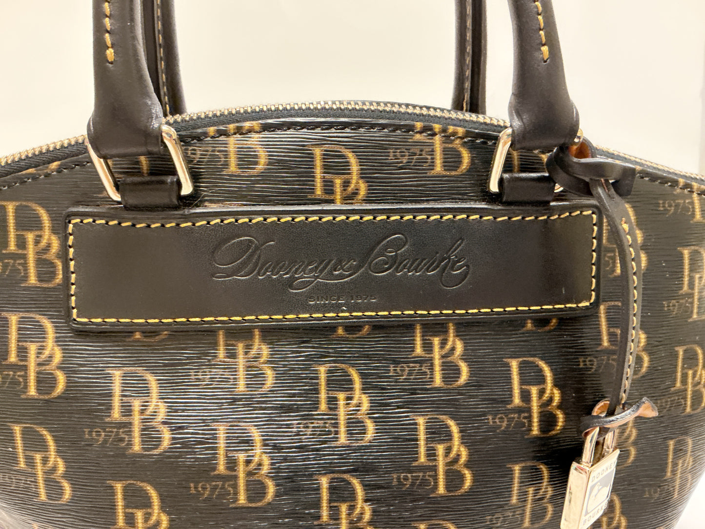 Dooney & Bourke 1975 Signature Vanessa Tote NWT, Original COA, Dust Bag Vintage